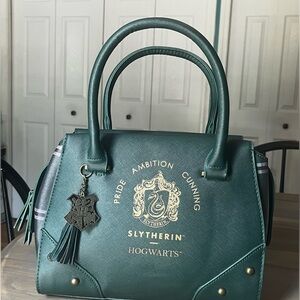 Harry Potter Slytherin purse, green plaid. Excellent condition.